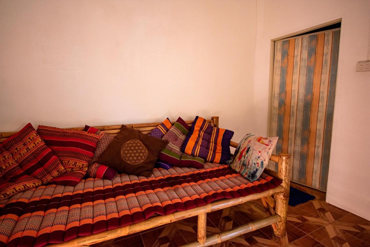 Colorful Hut Hotel Ко Панган Екстериор снимка