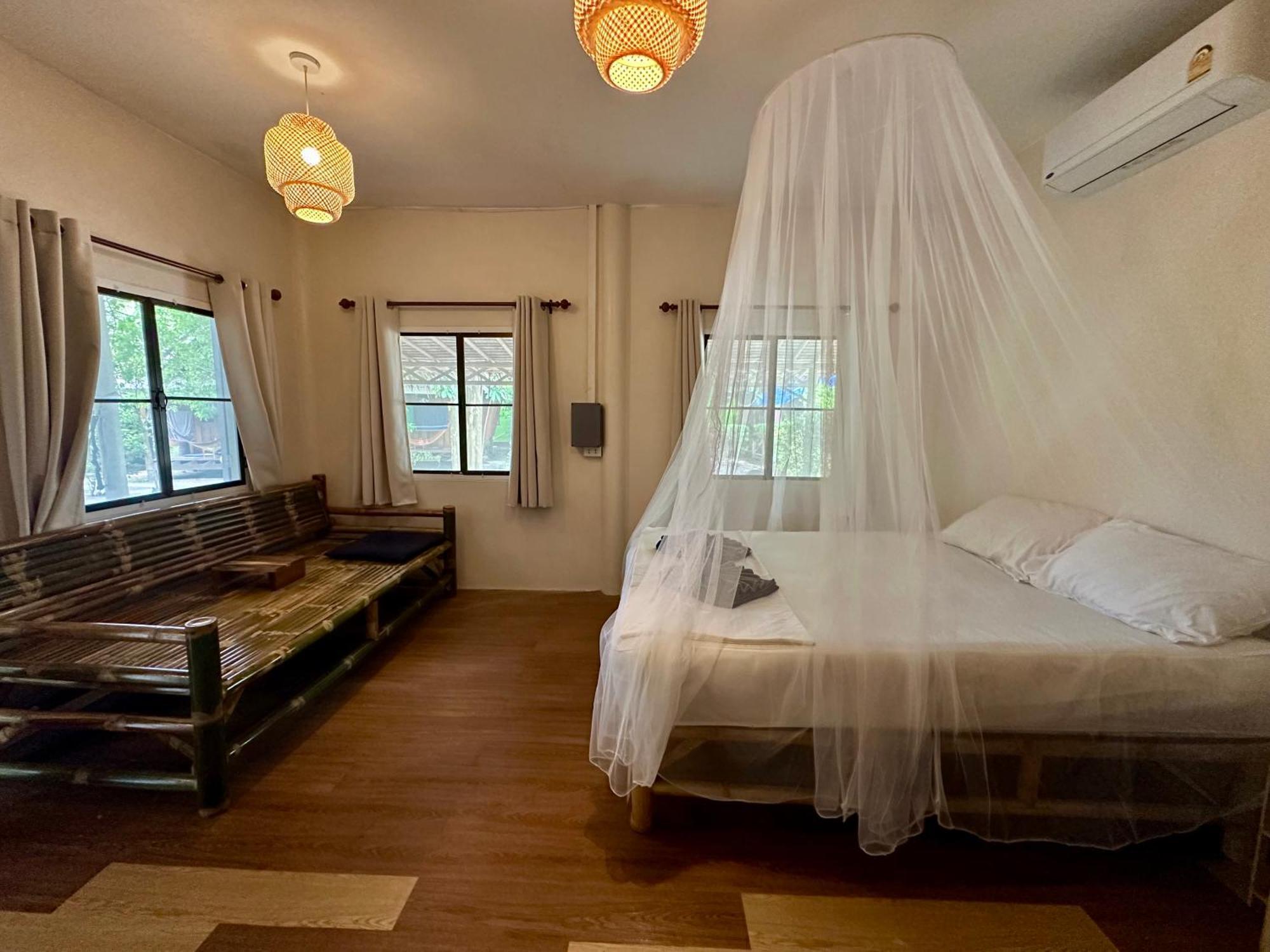 Colorful Hut Hotel Ко Панган Екстериор снимка
